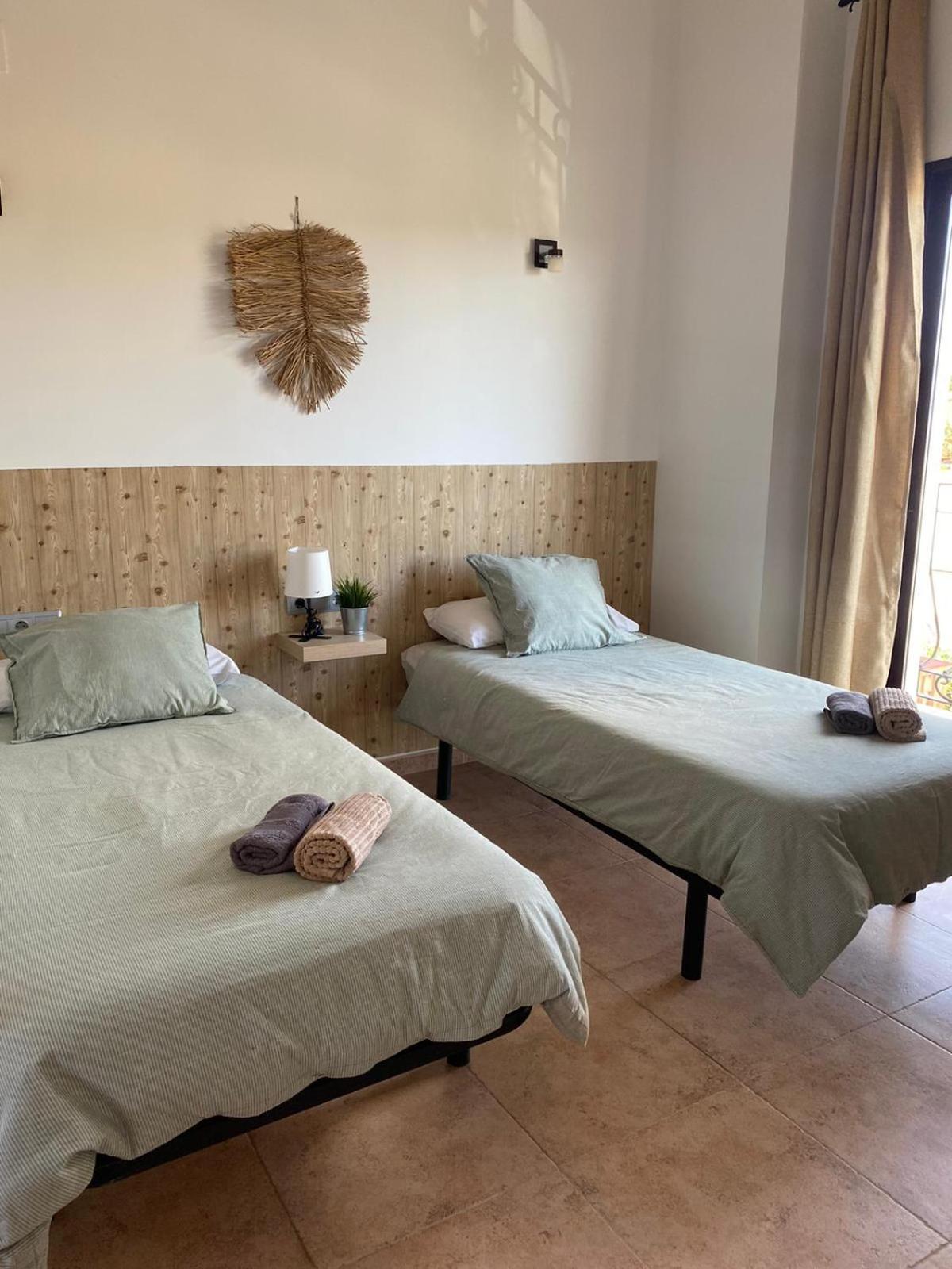 Hostal Espai Mediterrani Пуебла де Вайбона Екстериор снимка