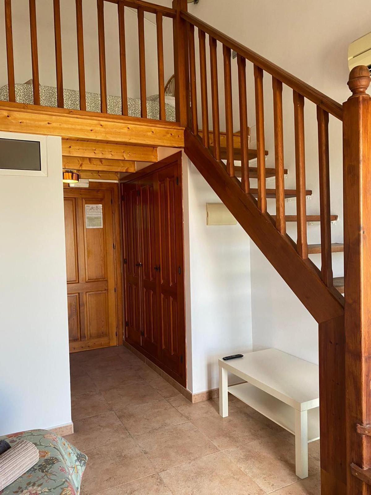 Hostal Espai Mediterrani Пуебла де Вайбона Екстериор снимка